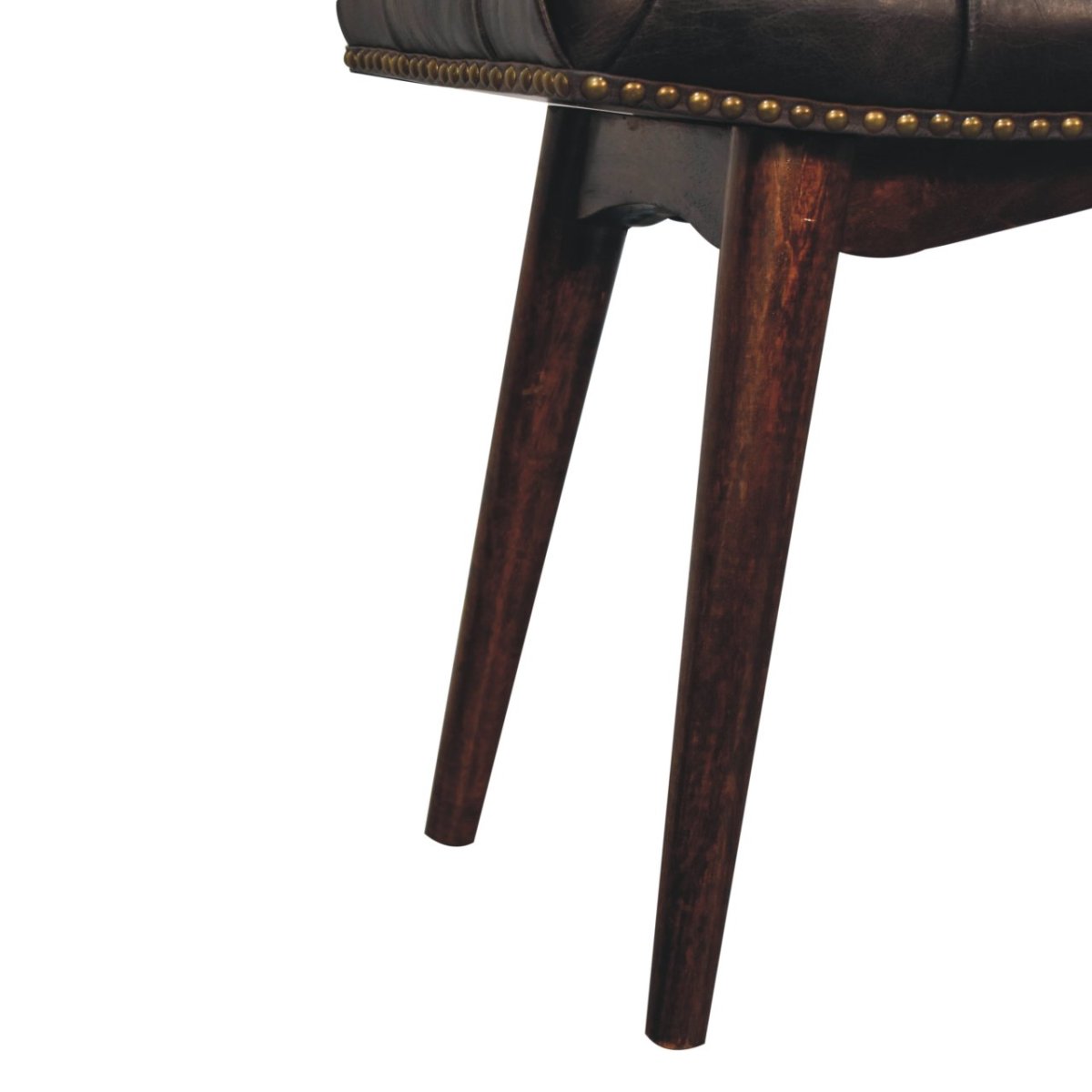 Pouf in legno massello di mango con seduta capitonné in cuoio
