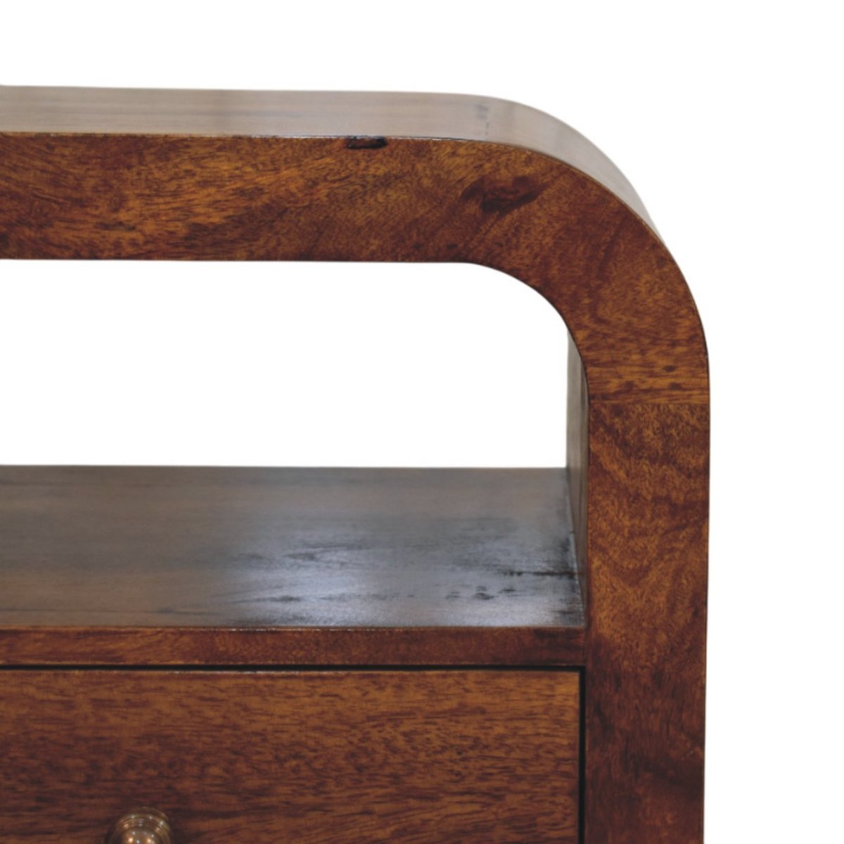 Comodino in Mango Massello Finitura Castagno con Cassetto, Ripiano e Pomolo Ottone — Linea Curva