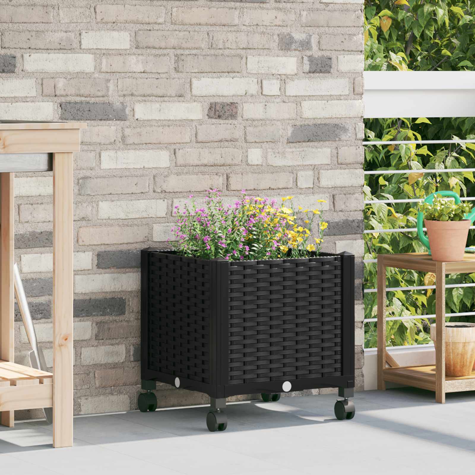 Vaso da Giardino con Ruote Nero 40 x 40 x 44 cm PP