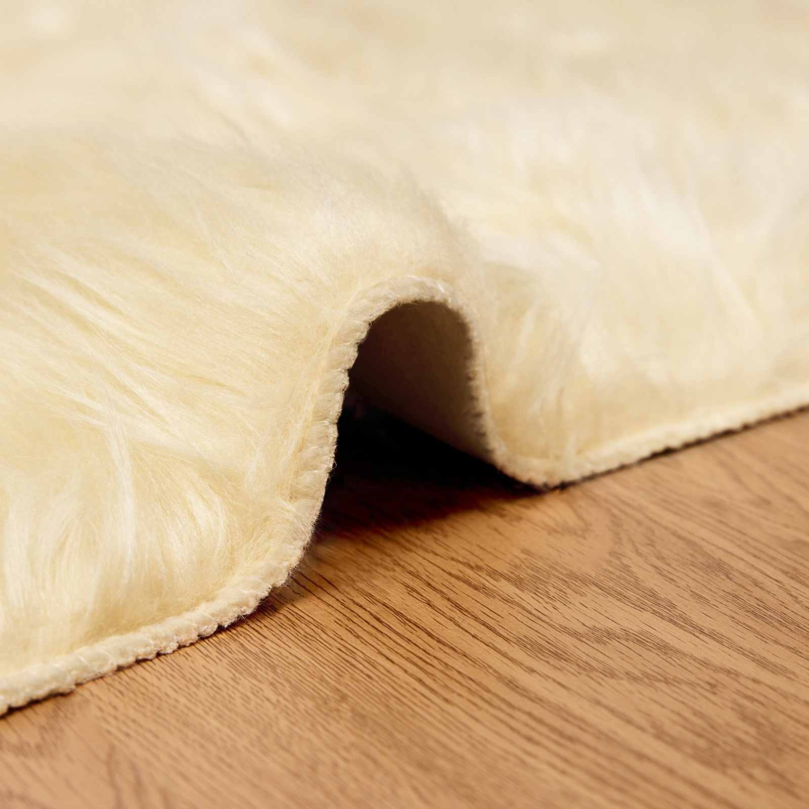 Tappeto in finta TAFALLA Crema Ø 200 cm Poliestere