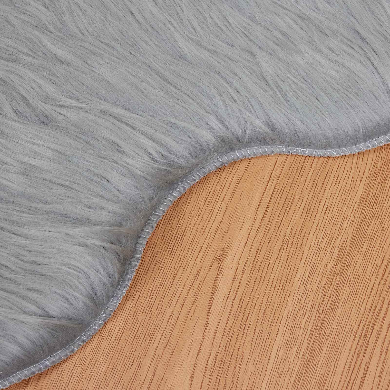 Tappeto in finta TAFALLA Grigio 80 x 120 cm Poliestere