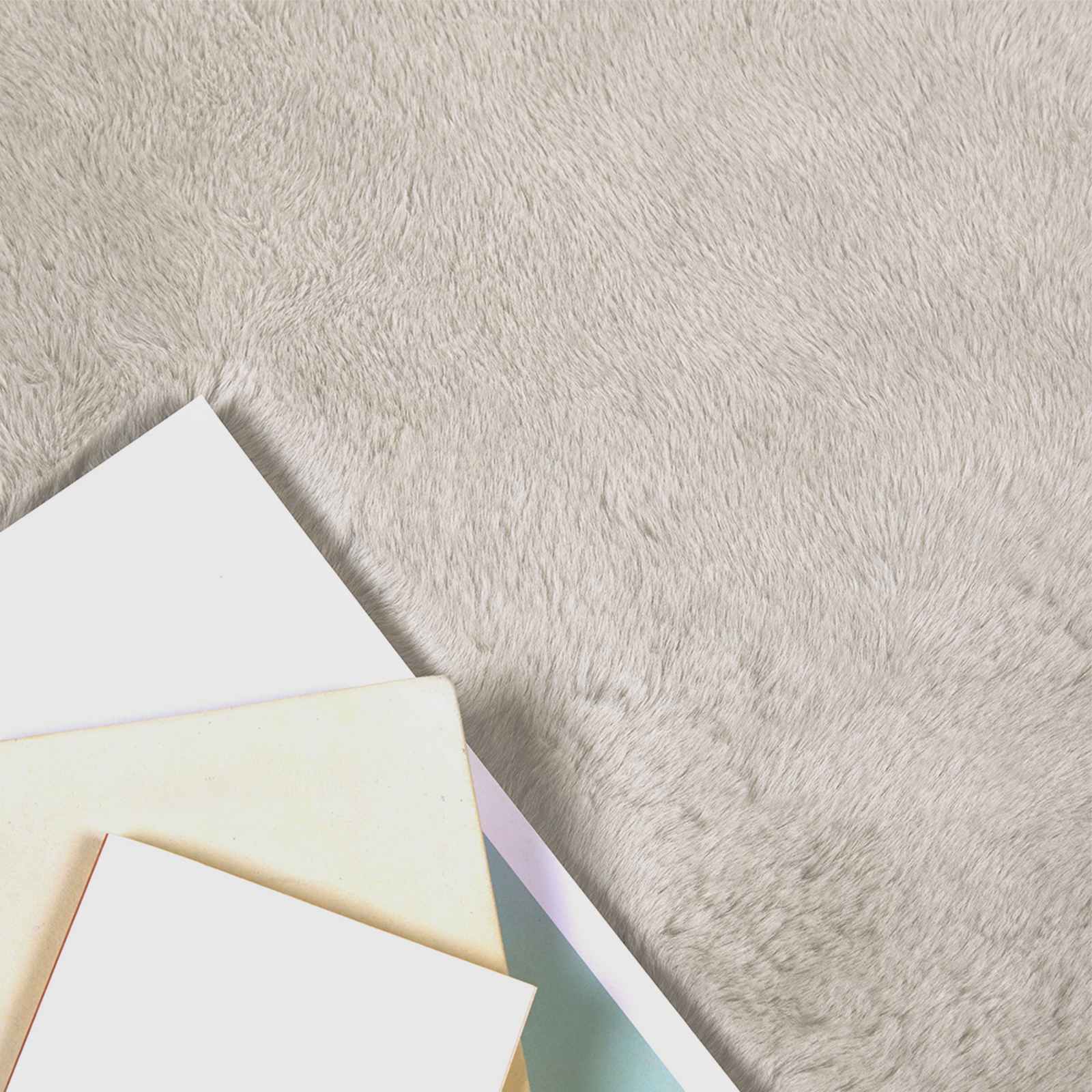 Tappeto antiscivolo in sintetica di coniglio OLITE Beige