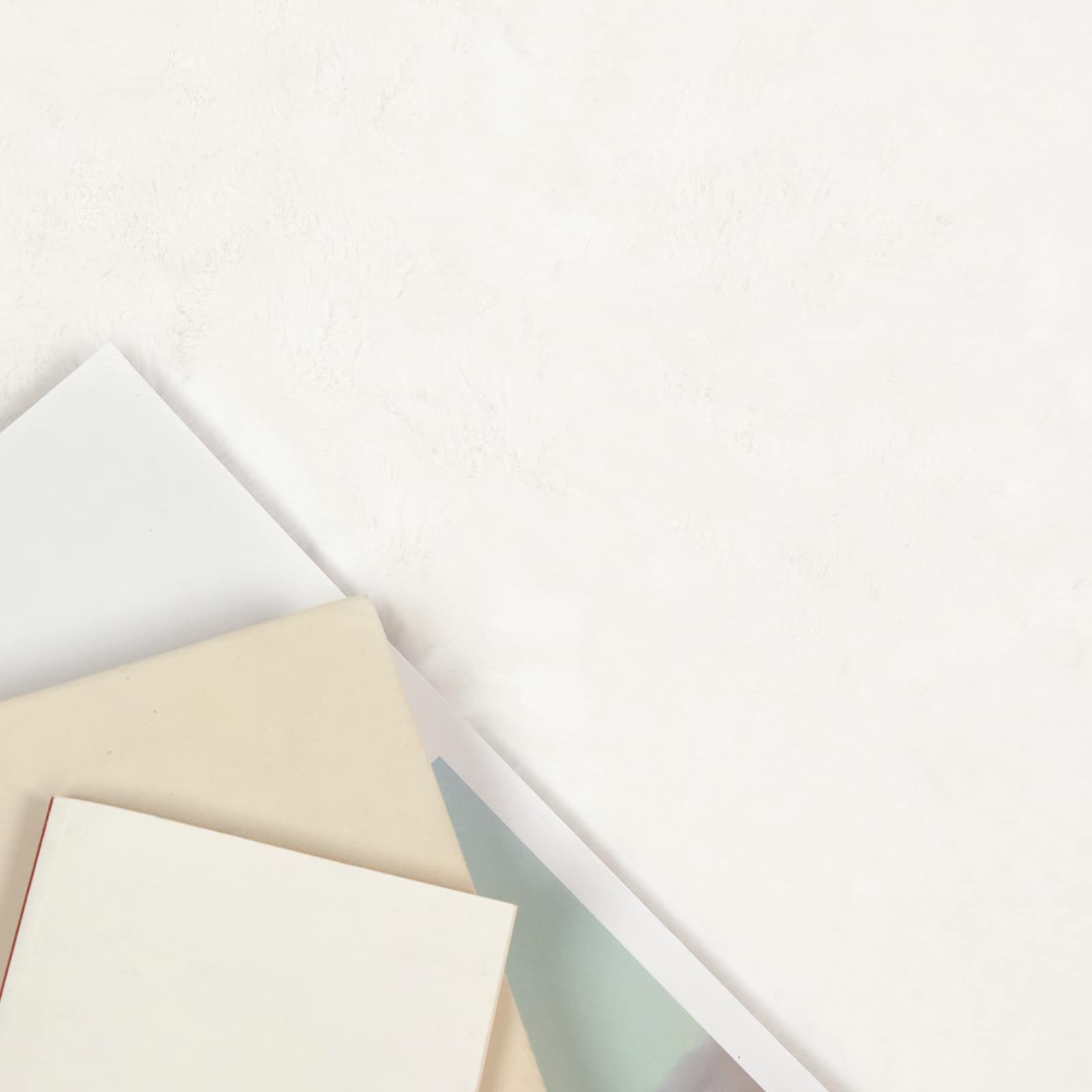 Tappeto antiscivolo in sintetica di coniglio OLITE Crema