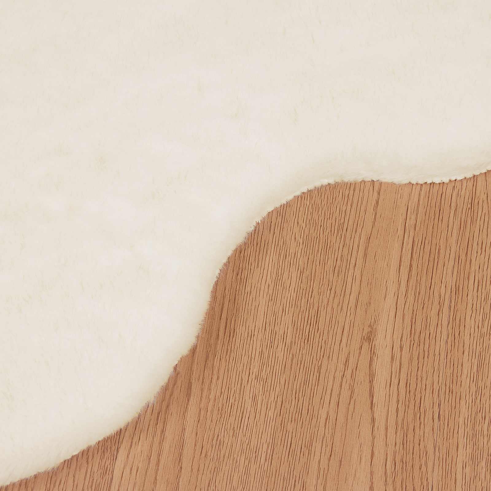 Tappeto antiscivolo in sintetica di coniglio OLITE Crema