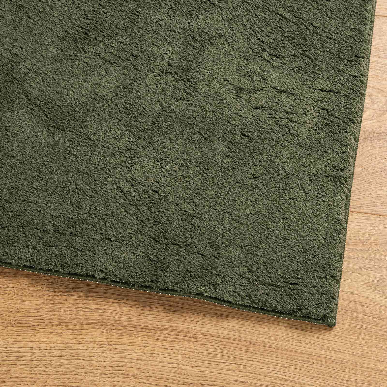 Tappeto a pelo medio, morbido e lavabile HUARTE Verde foresta