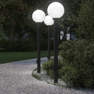 Lampioni a palo con presa elettrica 3 pz 120 cm Nero IP44
