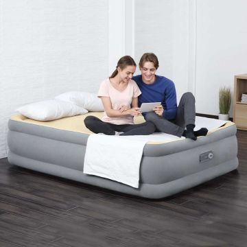 Bestway Materasso ad Aria con Pompa Integrata 203x152x46 cm
